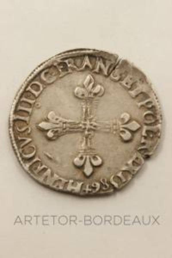 1/4 d'écu - Henri III, photo 1 sur 2