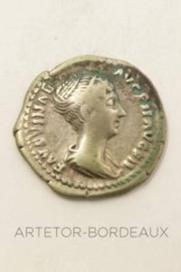 Denier Faustine jeune, photo 1 of 2
