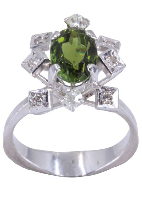 BAGUE ANCIENNE PÉRIDOT ET DIAMANTS, photo 2 sur 3