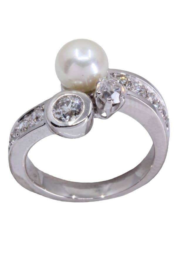 BAGUE ANCIENNE PERLE ET DIAMANTS, photo 2 sur 3