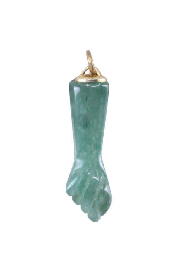 PENDENTIF \"MANO FIGA\" EN JADE, photo 1 sur 2